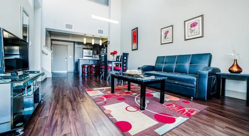 Hollywood Hills Apartment
