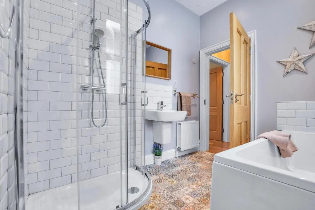 1 minute from the beach 2 bedroom apartment