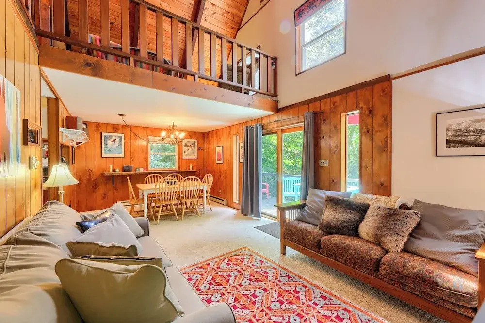 Snowshoe Cabin W/ Resort Perks - Ski, Tube & More!