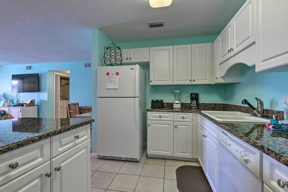 Orange Beach Resort Condo w/ Pool - Walk to Beach!