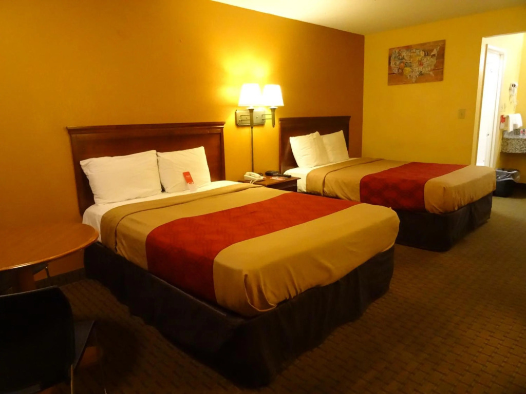 Econo Lodge Fredericksburg near I-95