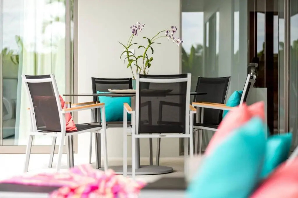 **80% DISCOUNT** 2 Bed/2 Bath SINGLE LEVEL, GARDEN