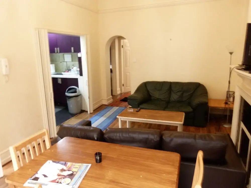 SS Property Hub - Family Apartment Barons Court