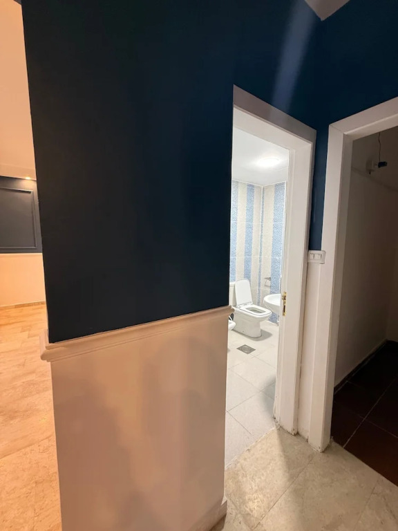 3bedroom Aprt of 200sqm Near Movenpick Hotel Amman