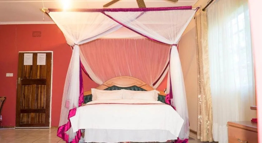 Anina's Executive Lodge