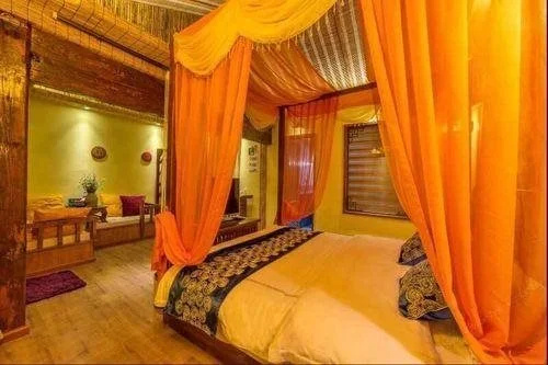 Floral Hotel·Yunjing Zhinan Hotel(Dayan Gucheng dashuiche store)