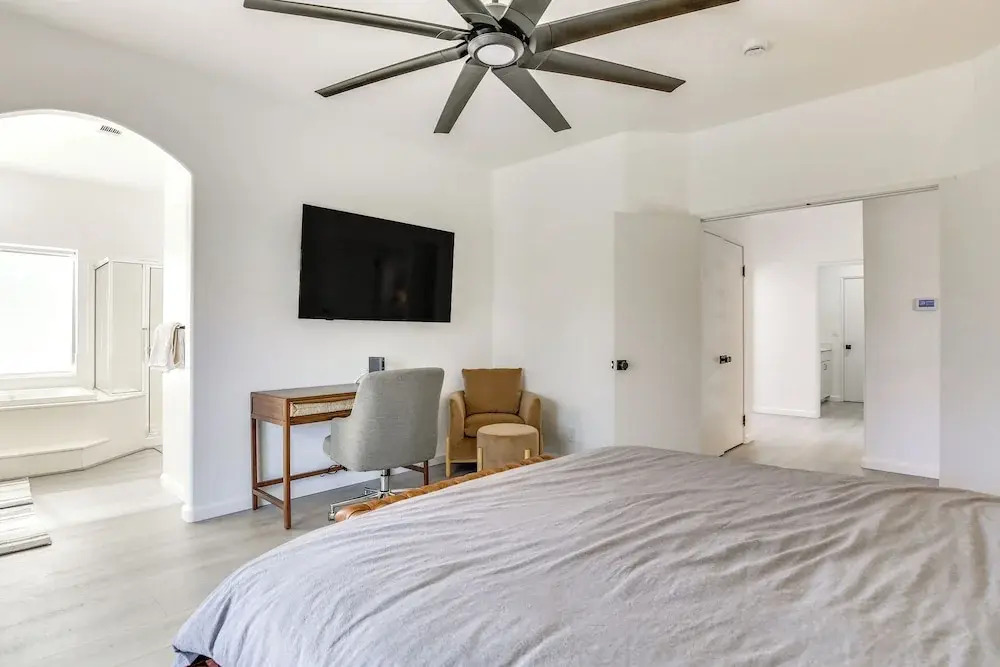 2 Mi to Coachella: Indio Oasis w/ Heated Pool