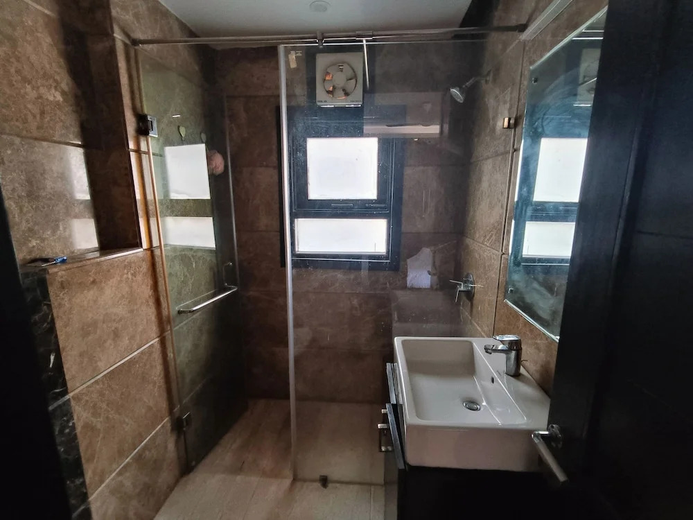 Greenleaf Apartment And Suites, Greater Kailash 1