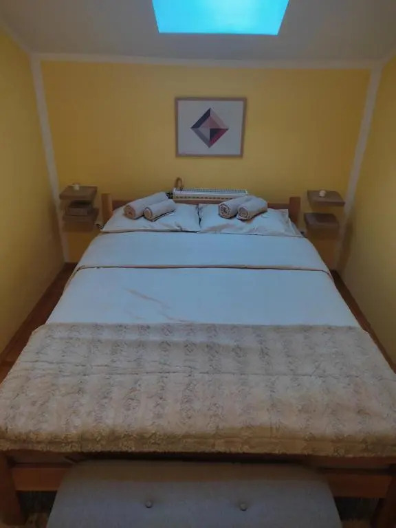 Beige Nest