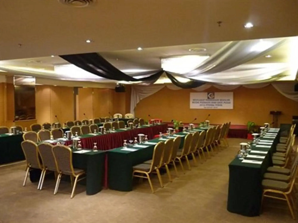 Kingston Hotel 15 - Tower Regency, Ipoh