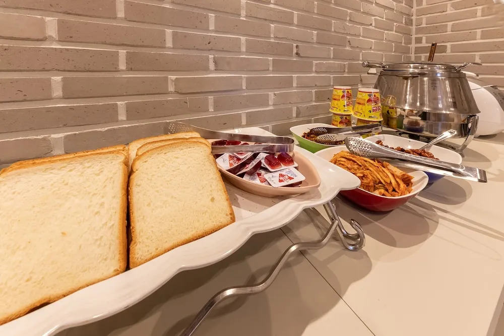 Browndot Hotel
