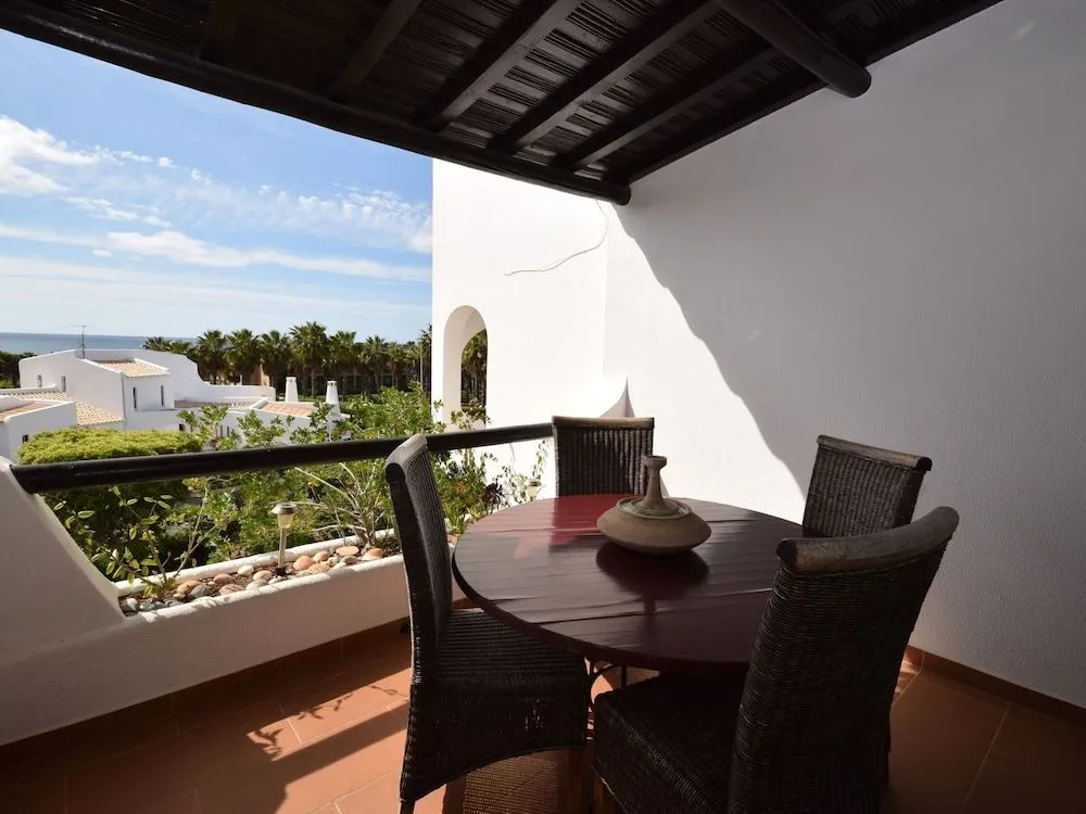 Attractive Apartment in Albufeira With sea View