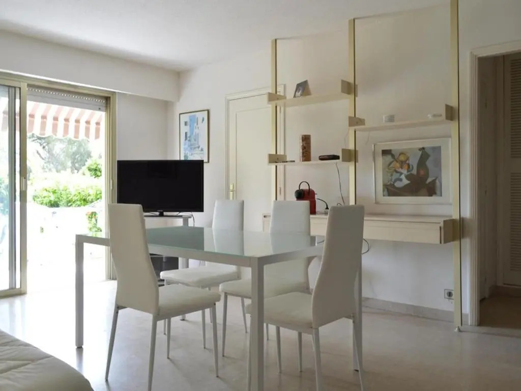 Appartement Juan les Pins, 2 pièces, 4 personnes - FR-1-252-109