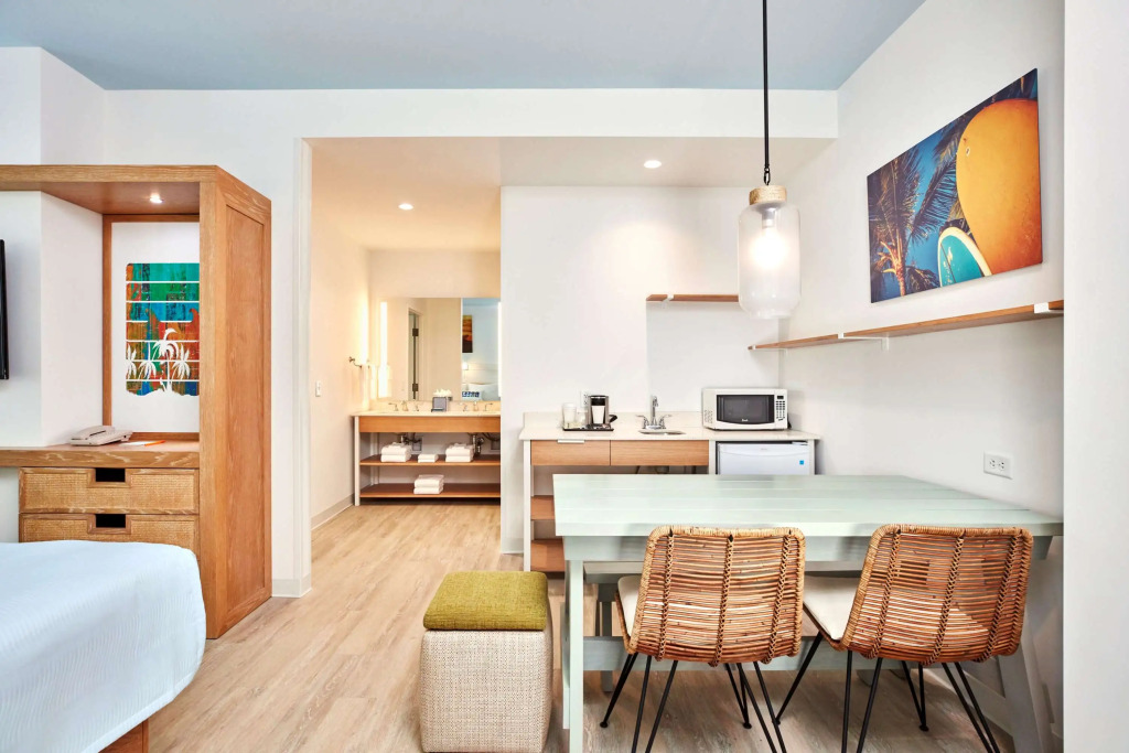 Universal’s Endless Summer Resort - Dockside Inn and Suites