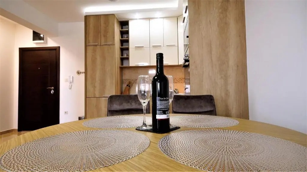 Aleksa Lux apartment Budva