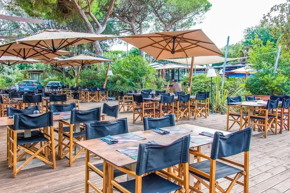Residence with private beach in San Vincenzo