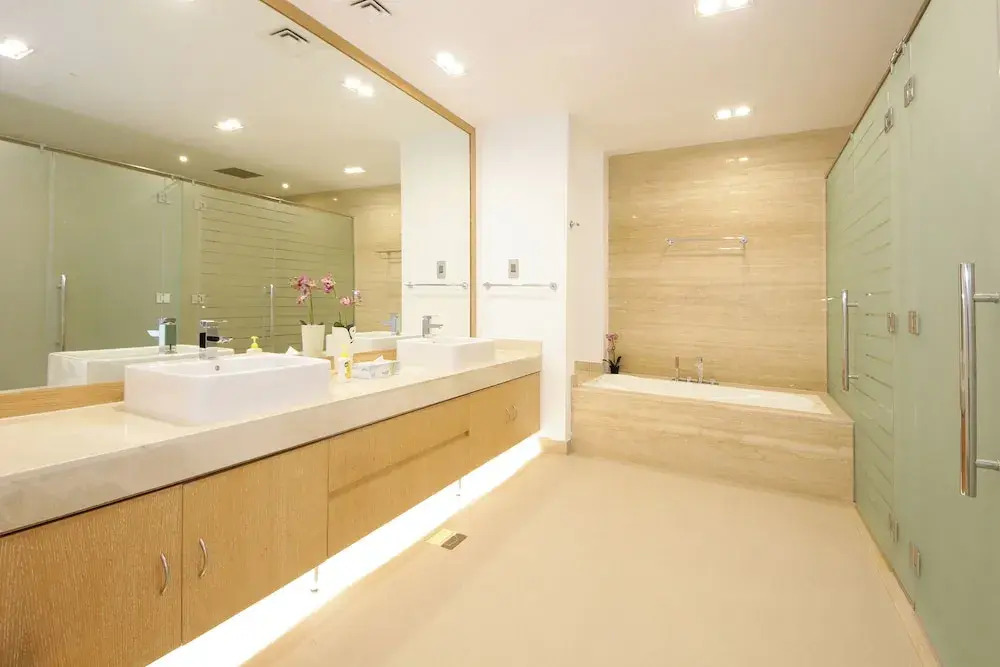 Silk Valley - Grand 6B Beachfront Villa