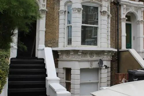 Modern Flat Near Big Ben
