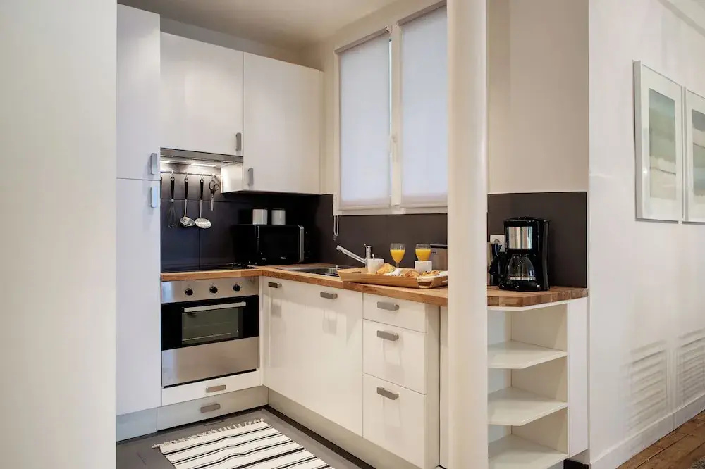 Paris Sevigne Elegant residence