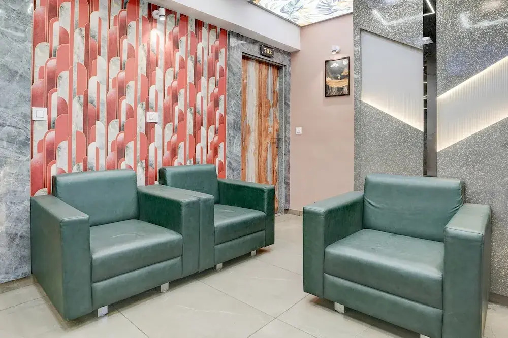 Fabhotel Annex Inn