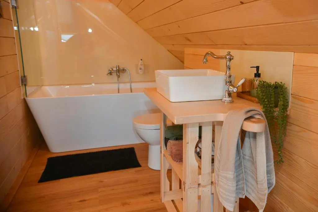 Cottage Happiness With Sauna and Natural Pool