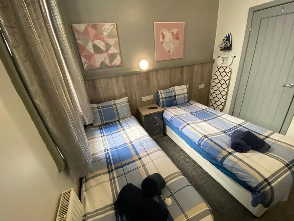 Seaside Suites Superior Family Apartments