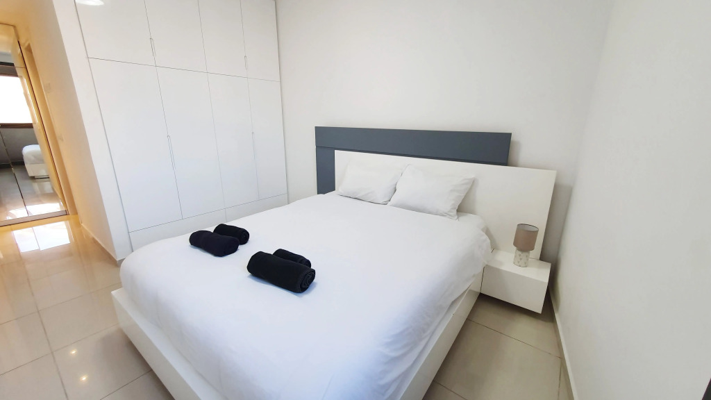 Apartment Emeraude | 2BR | Tel Aviv | Florentin | Ma'on St | #TL16