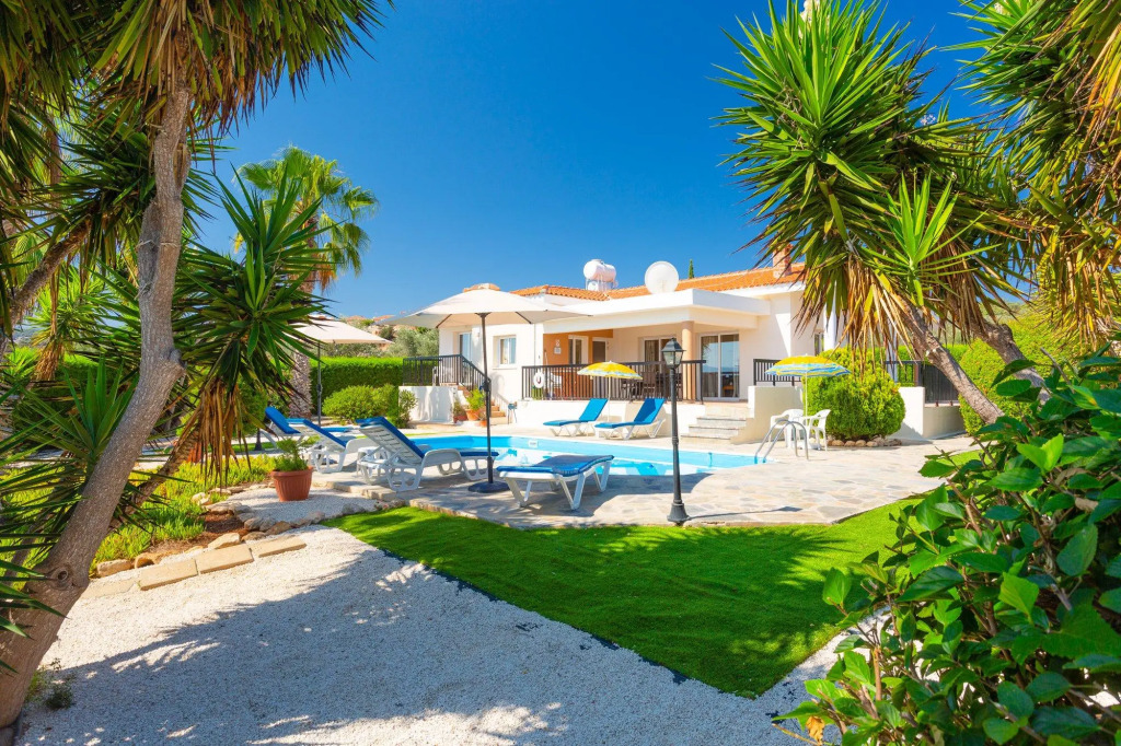 Villa Chrystalla
