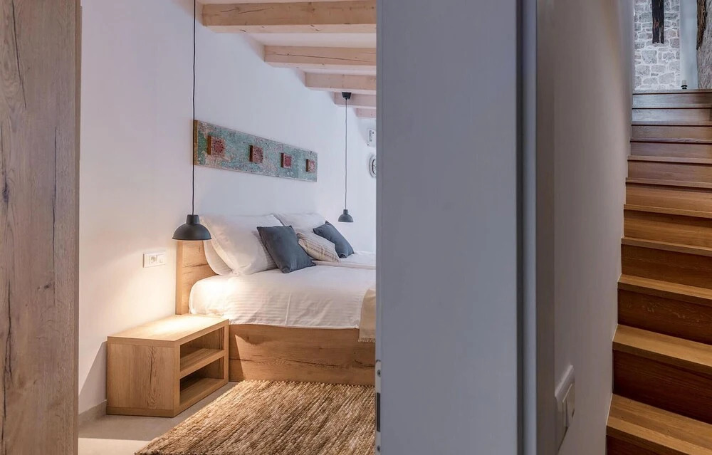 Luxurious Home In Bale With Wifi
