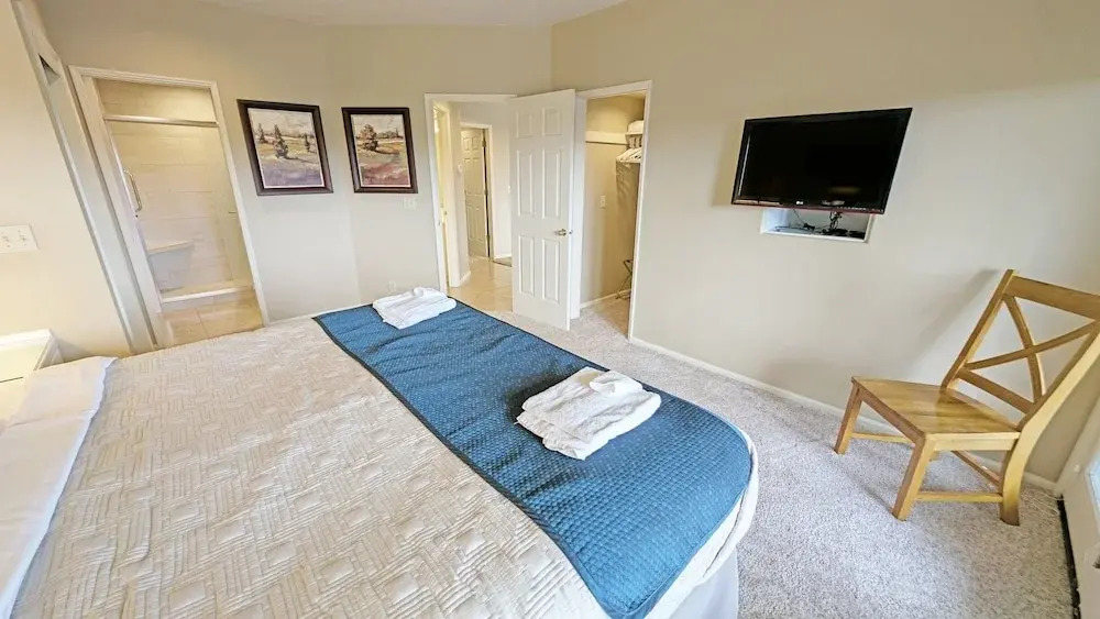 Mt Bachelor Village 332 B condo