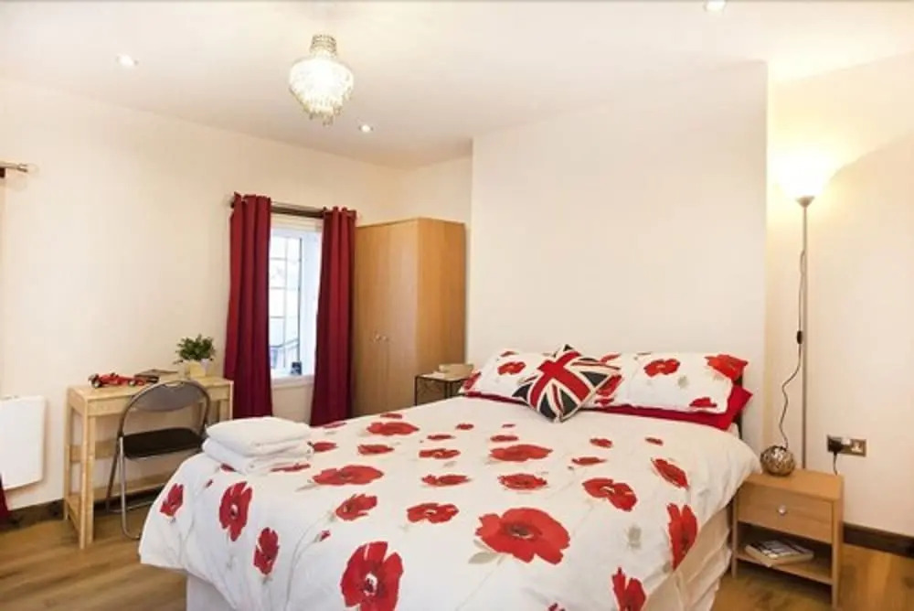 Victoria Centre Apartments & Annexe