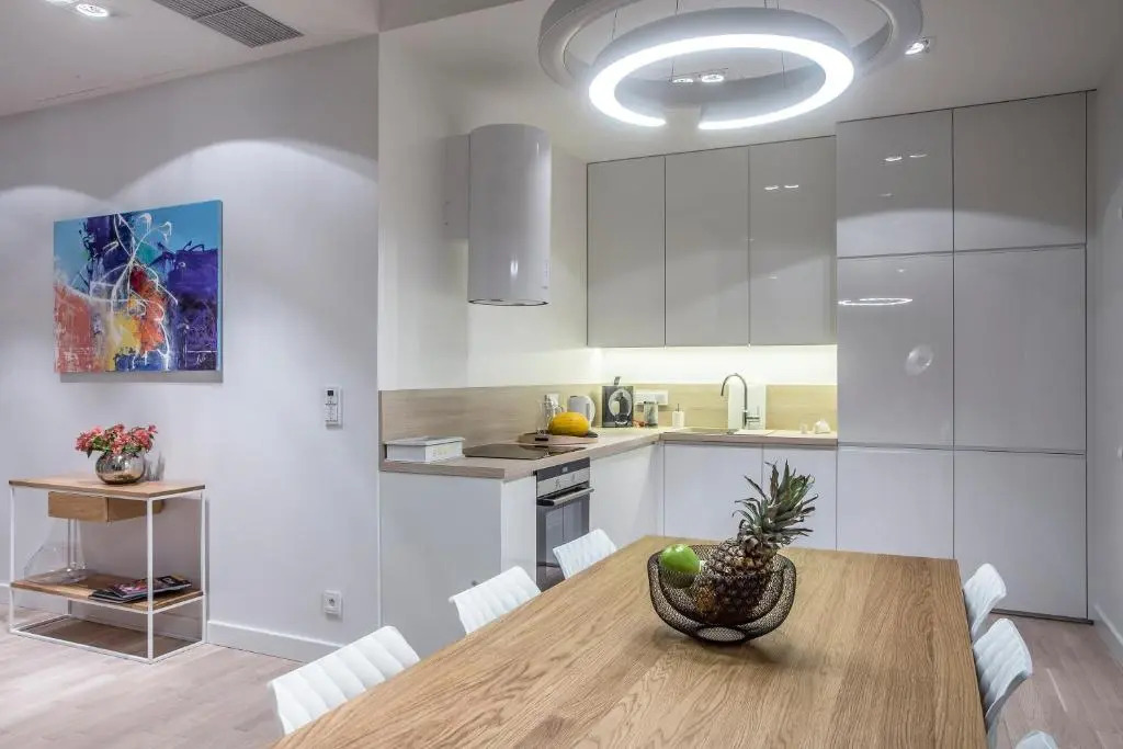 30th+ Floor Apartments in Sky Tower