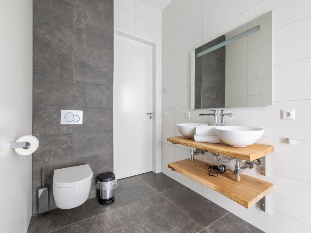 Brand new Luxury Villa on a Small-scale Park With its own Jetty