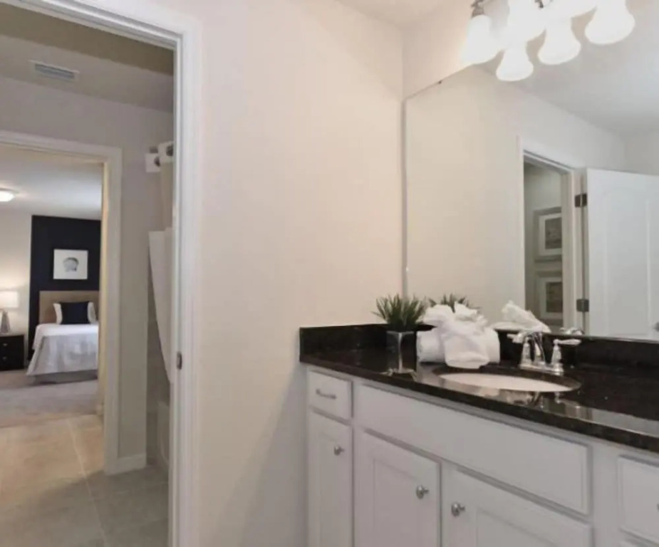 Stunning 8 Bedroom 6 Bath Pool Home in Windsor at Westside