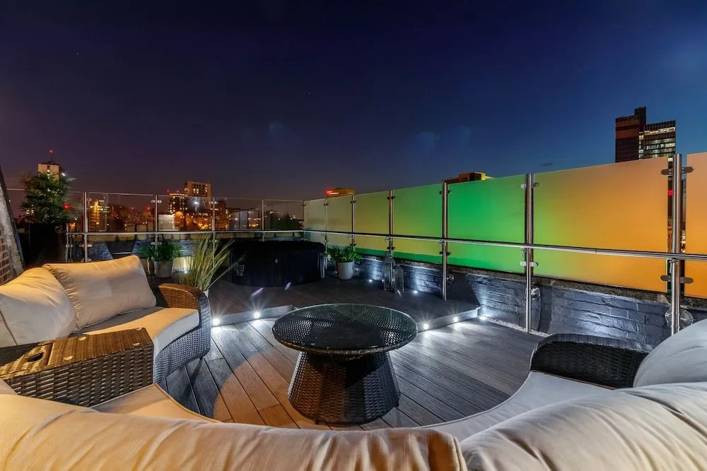 Swan Street Penthouse