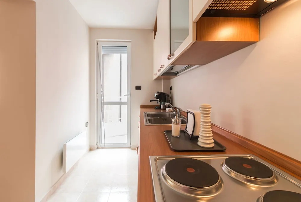 FM Deluxe 1-BDR Apartment - La Primavera