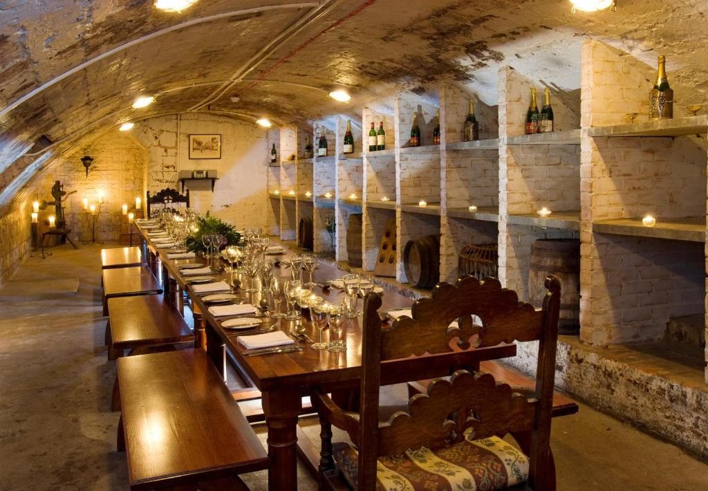 The Old Ship Hotel