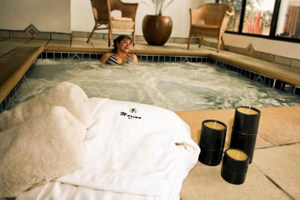 Corona Hotel & Spa