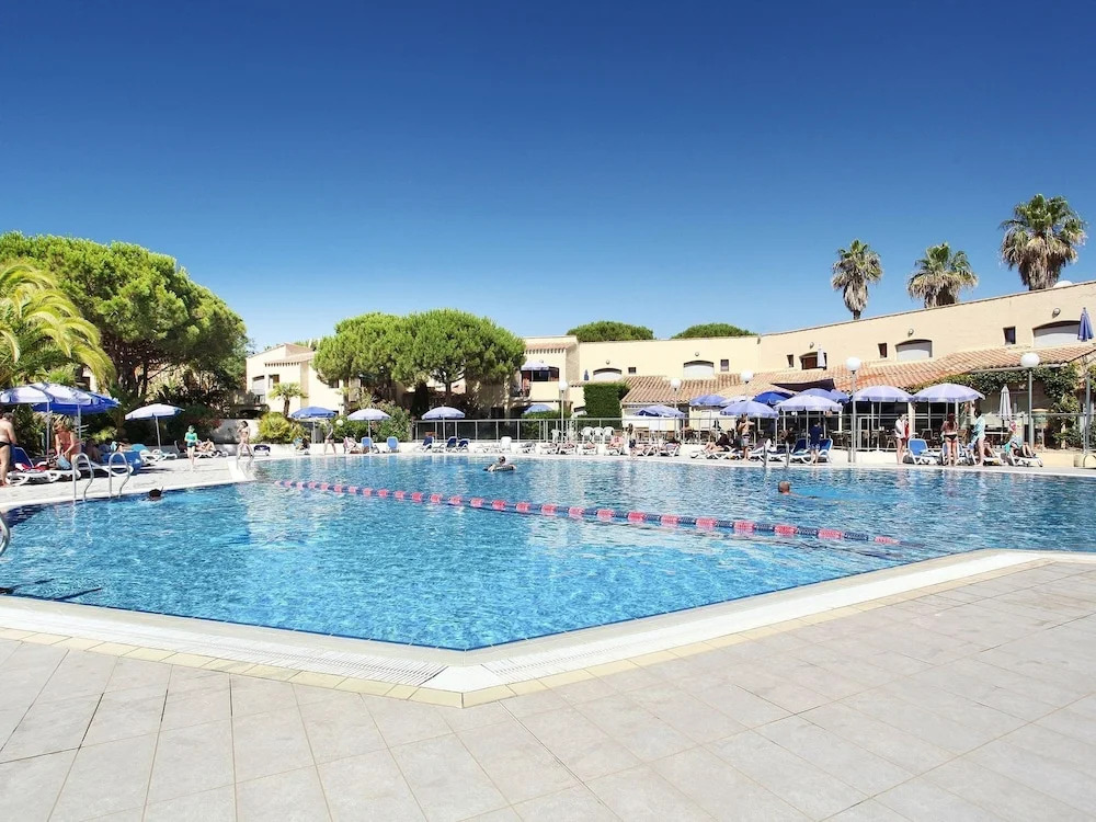 Tidy studio in the popular resort of Le Cap d'Agde