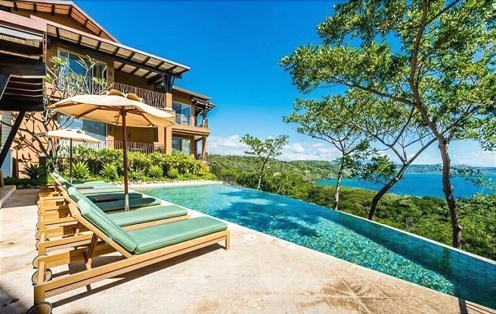 Monkey Villa Peninsula Papagayo, Costa Rica