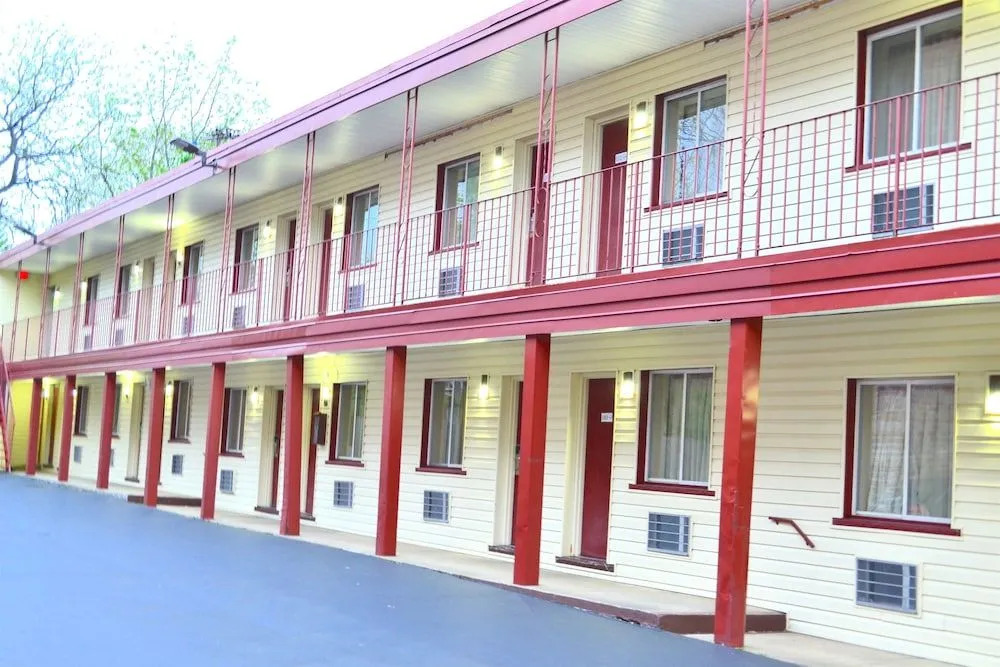 Passport Inn 3rd Street