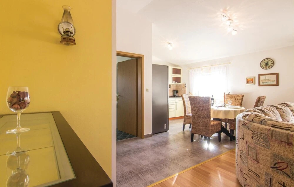Awesome Home in Vodnjan With 4 Bedrooms, Outdoor Swimming Pool and Wifi