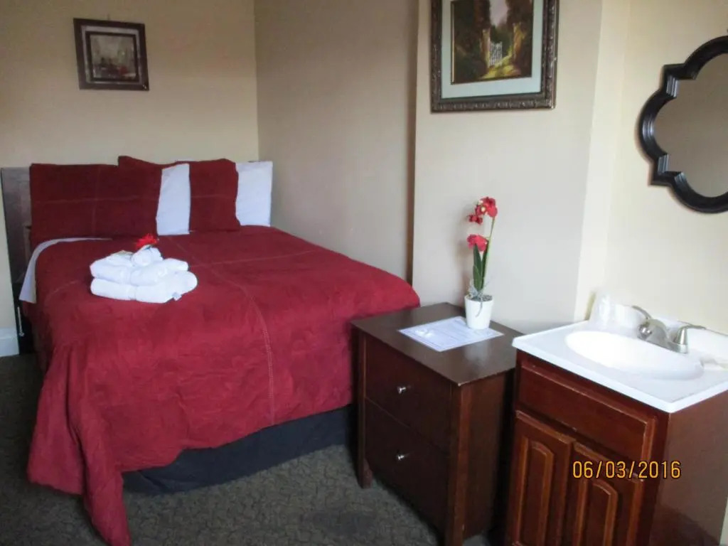 Neptune Hotel