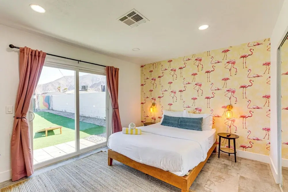 Outdoor Oasis w/ Pool: Pink Palm Springs Paradise!