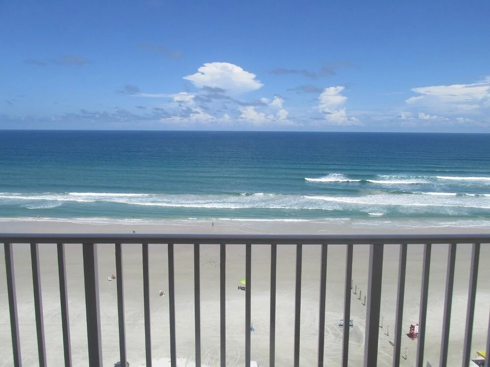 Southeast Corner with great views - 3 BR 3 BA - Sanibel 1005