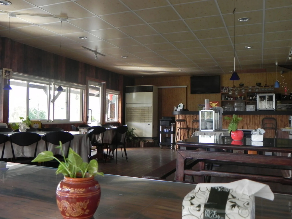 Zhuyuan Ju B&B