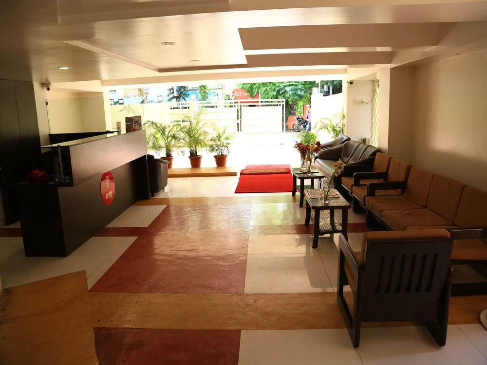 OYO 13771 Executive Residency