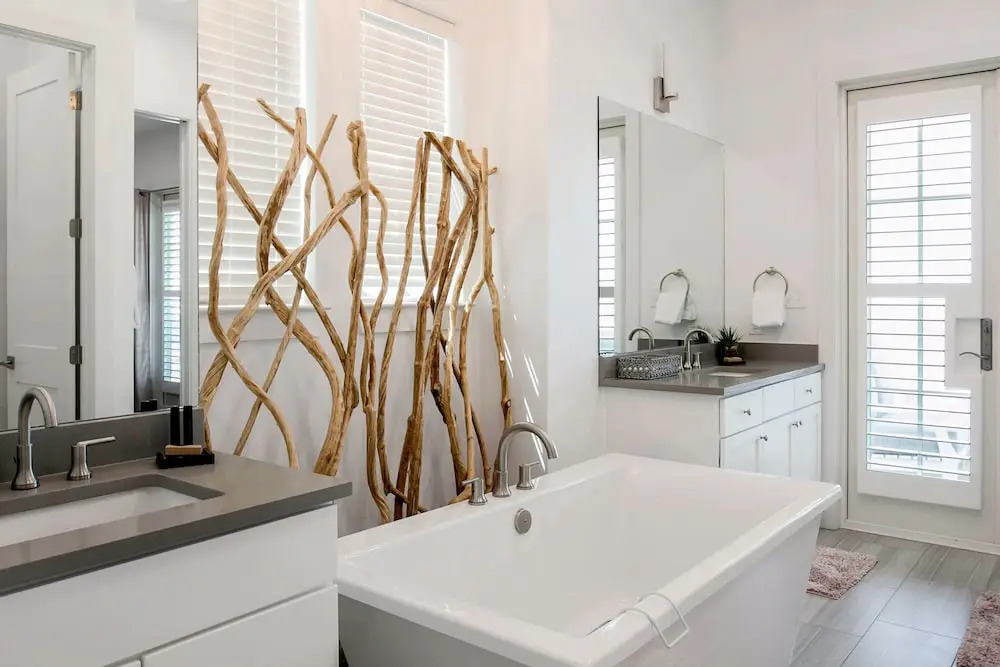 Arbogast Custom Gem - 5 Br Home