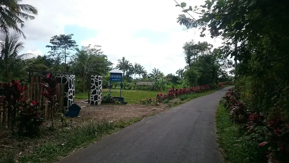 Aryasuta Bungalow