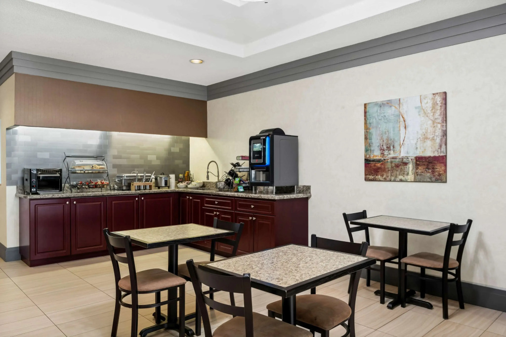 Best Western Swan Castle Inn